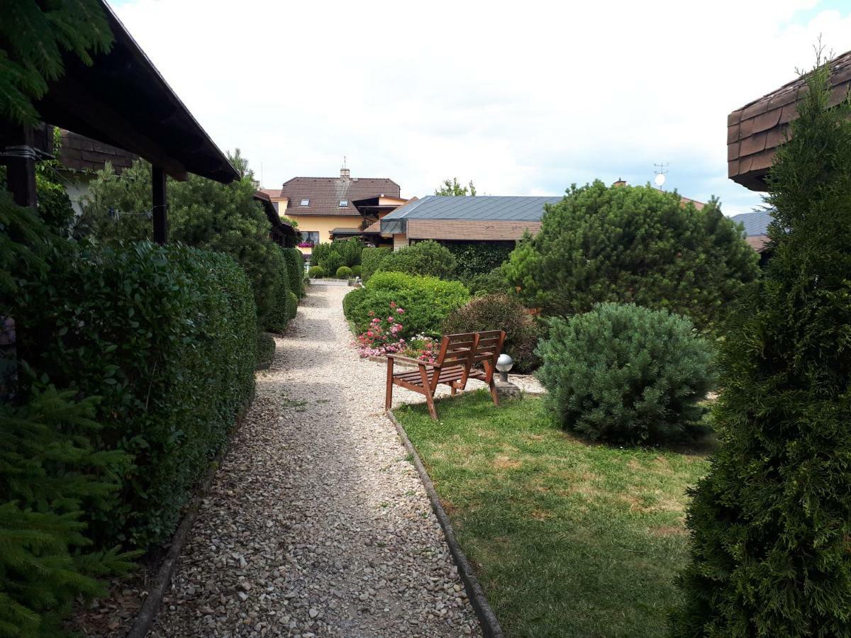 Areal Pauli Hotel Ceska Skalice Exterior photo